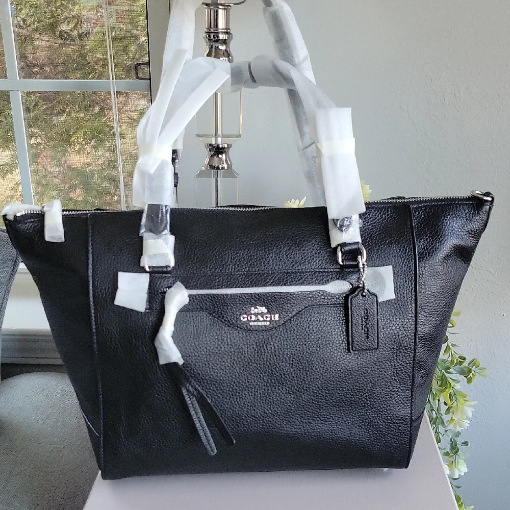 New COACH Black Kleo Leather Carryall Shoulder/Crosdbody Tote - Picture 1 of 13